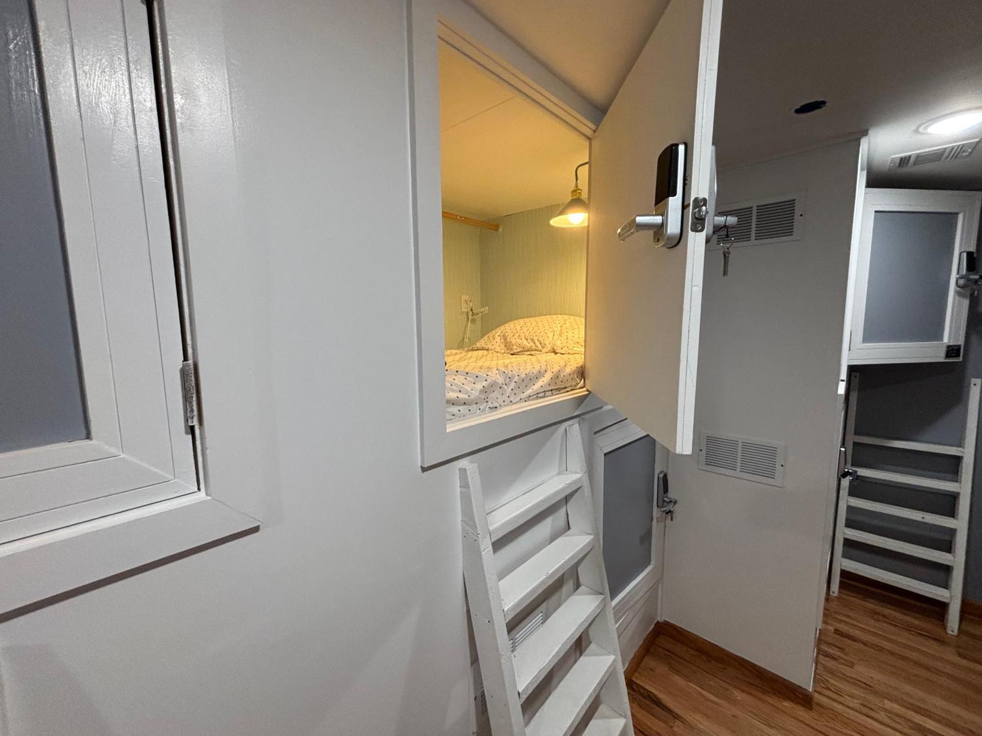 Capsule Hostel Newark Kültér fotó